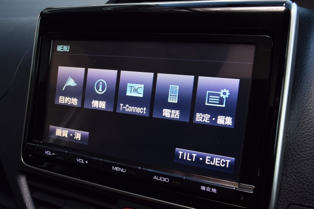 Iphoneスマホの動画を車のカーナビで視聴する方法を紹介